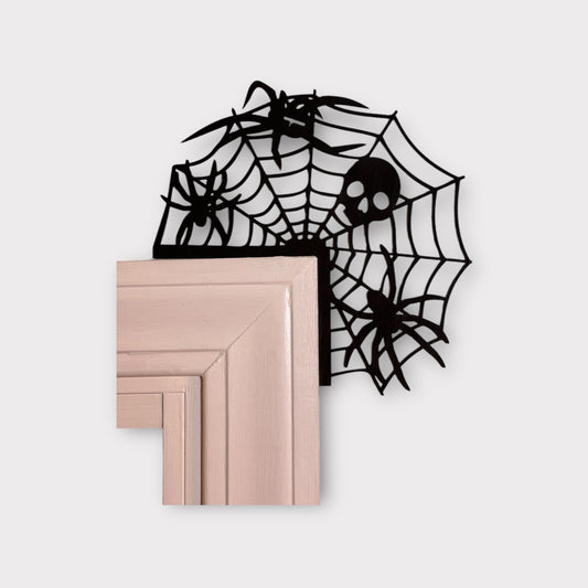 Spiderweb Door Corner